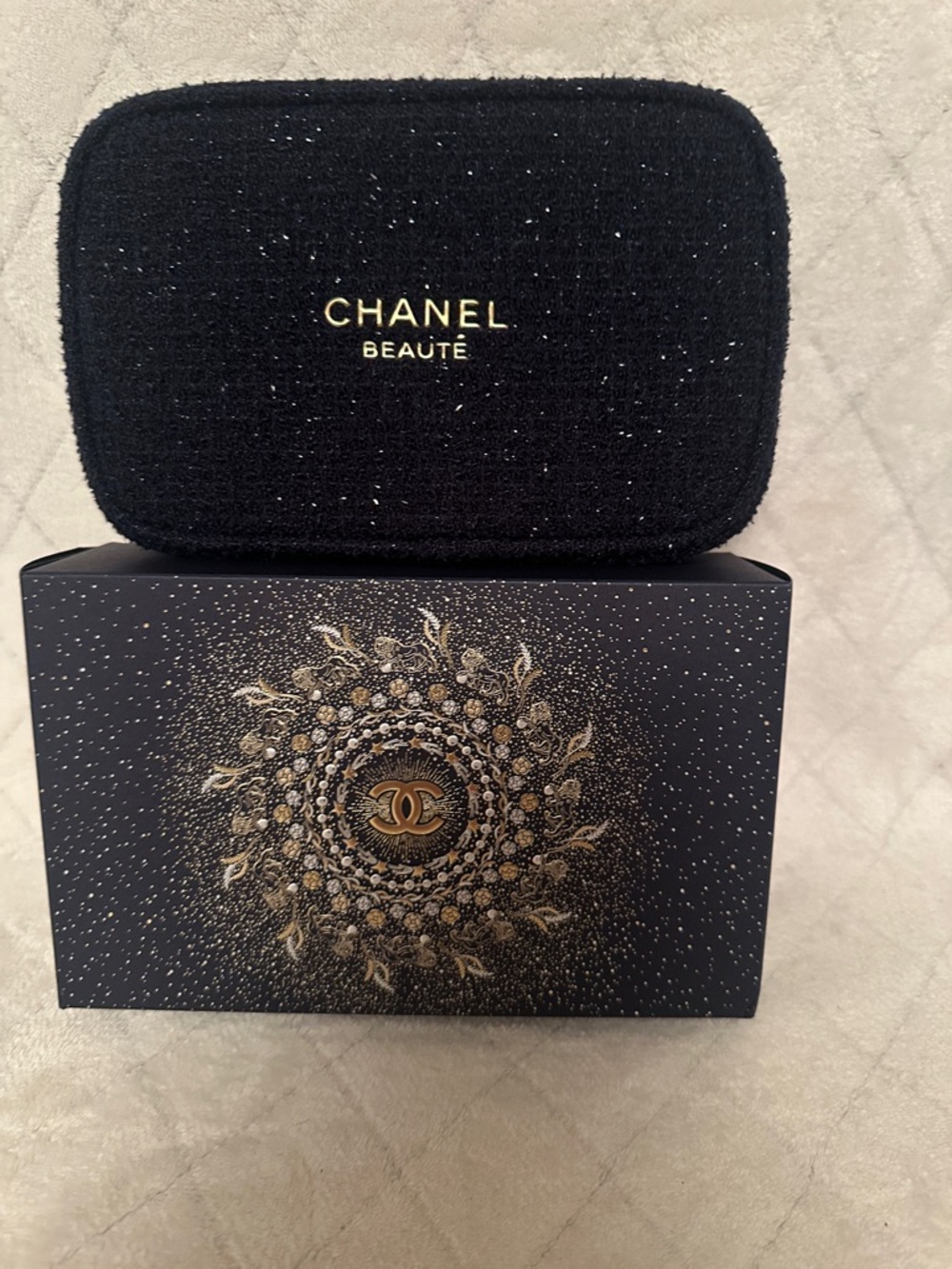 GWP-CHANEL Beauté Navy and Gold Glitter Cosmetic Bag